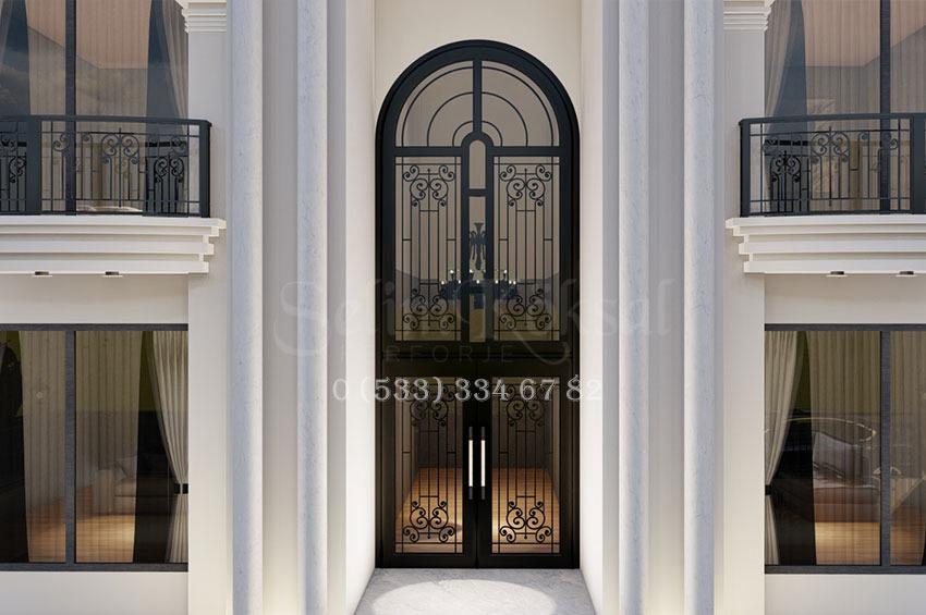 Ferforje Villa Kapısı